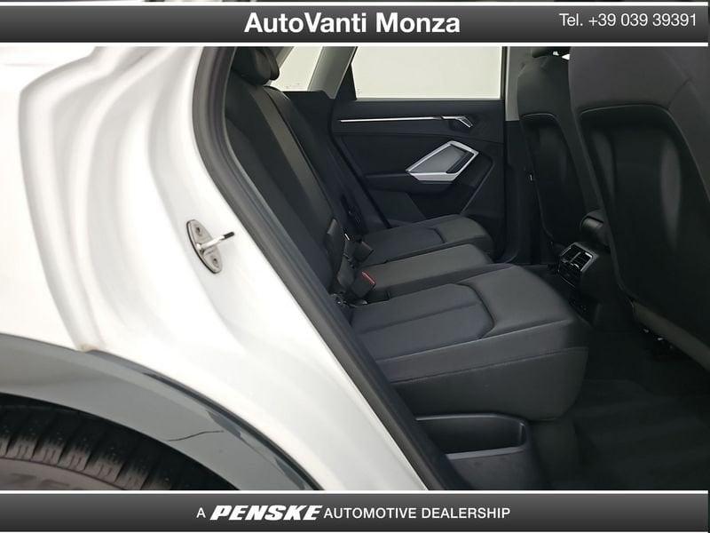 Audi Q3 Q3 35 1.5 tfsi Business Advanced s-tronic