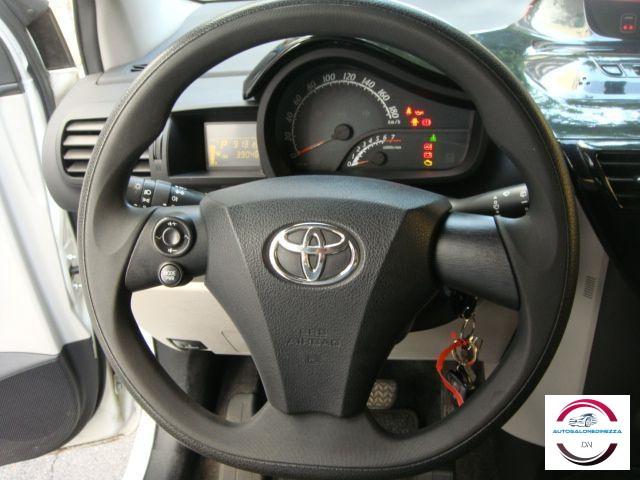 TOYOTA - iQ - 1.0 CVT Trend