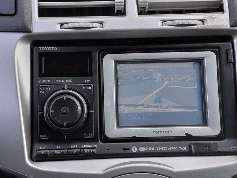 Toyota Yaris 1.4 D-4D 5P NAVIGATORE-KM CERTIFICATI