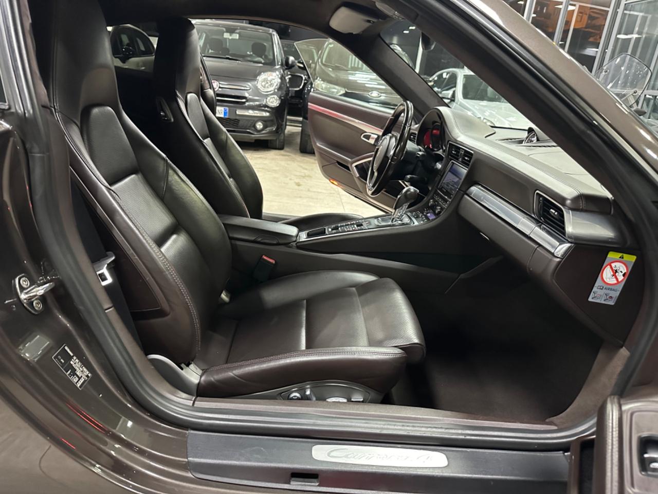 Porsche 911 3.4 Carrera 4 Coupé Scarichi Tetto 2015