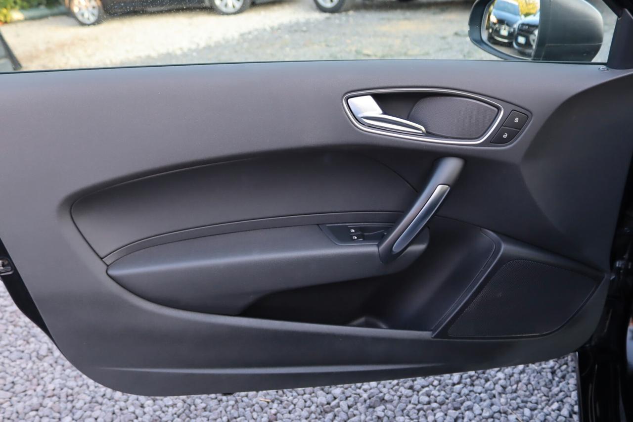 Audi A1 1.6 TDI S line edition plus