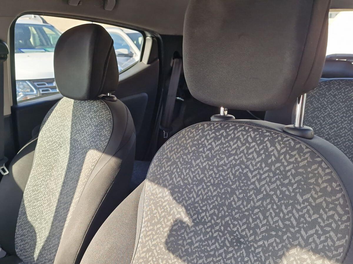 LANCIA YPSILON 1.2 69CV ELEFANTINO