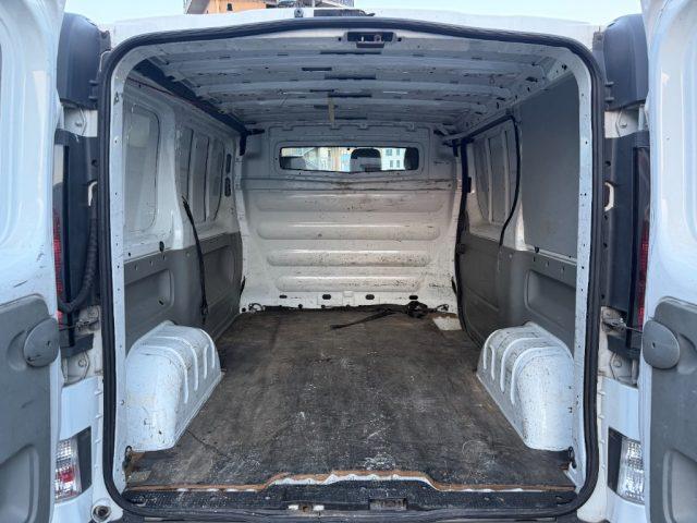 RENAULT Trafic T27 1.9 dCi/100 GANCIO TRAINO