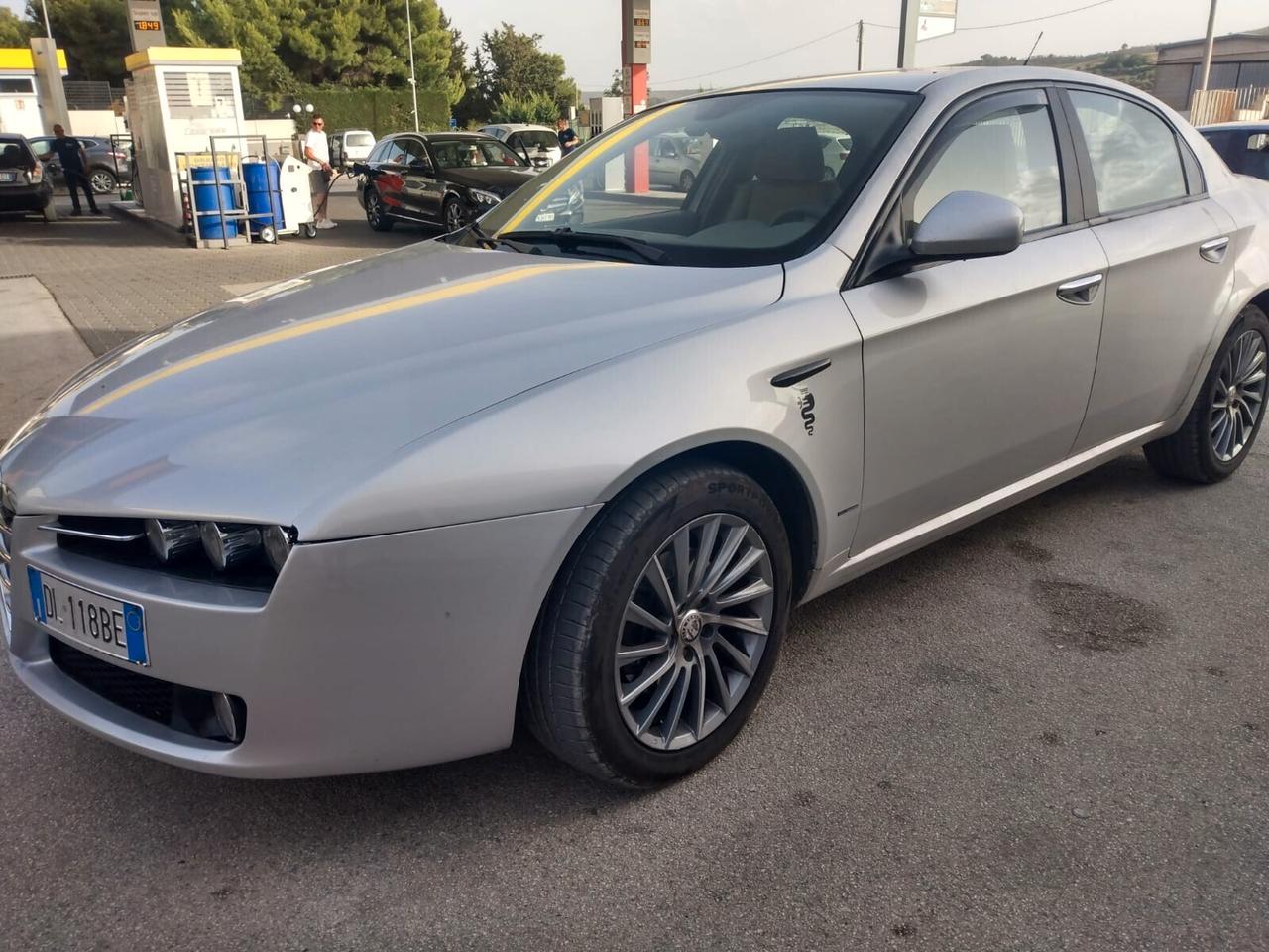 Alfa Romeo 159 1.9 JTDm 16V Exclusive