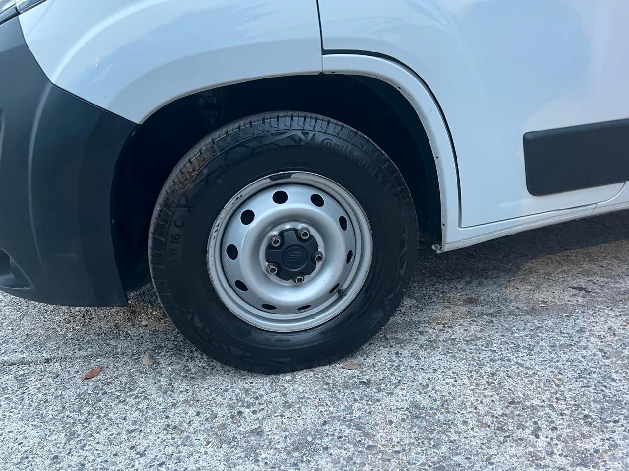 Fiat Ducato 35 2.2 Mjt 180CV PLM-SL-DC Cassonato Maxi