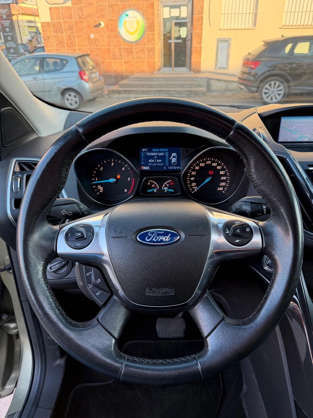 Ford Kuga 2.0 TDCI 163 CV 4WD Powershift Titanium