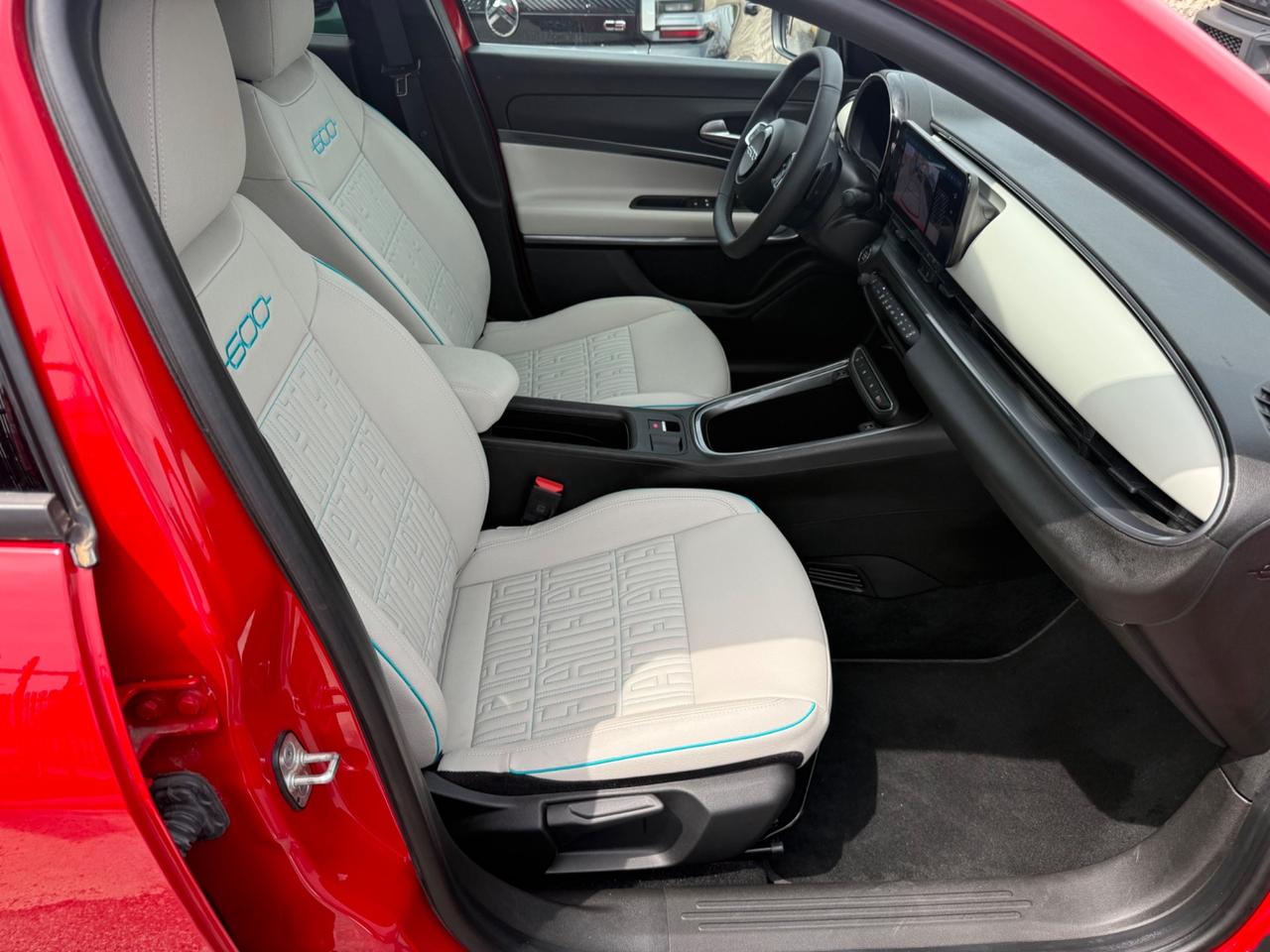 Fiat 600 Hybrid 110cv DCT MHEV La Prima