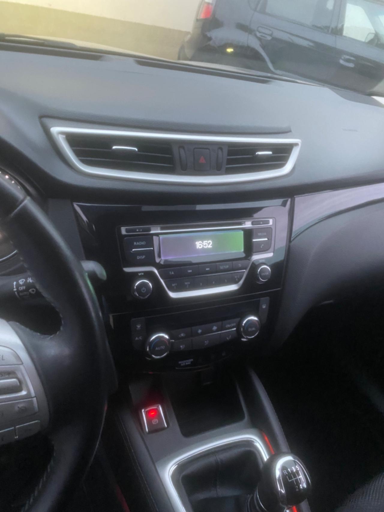 Nissan Qashqai 1.5 dCi Tekna