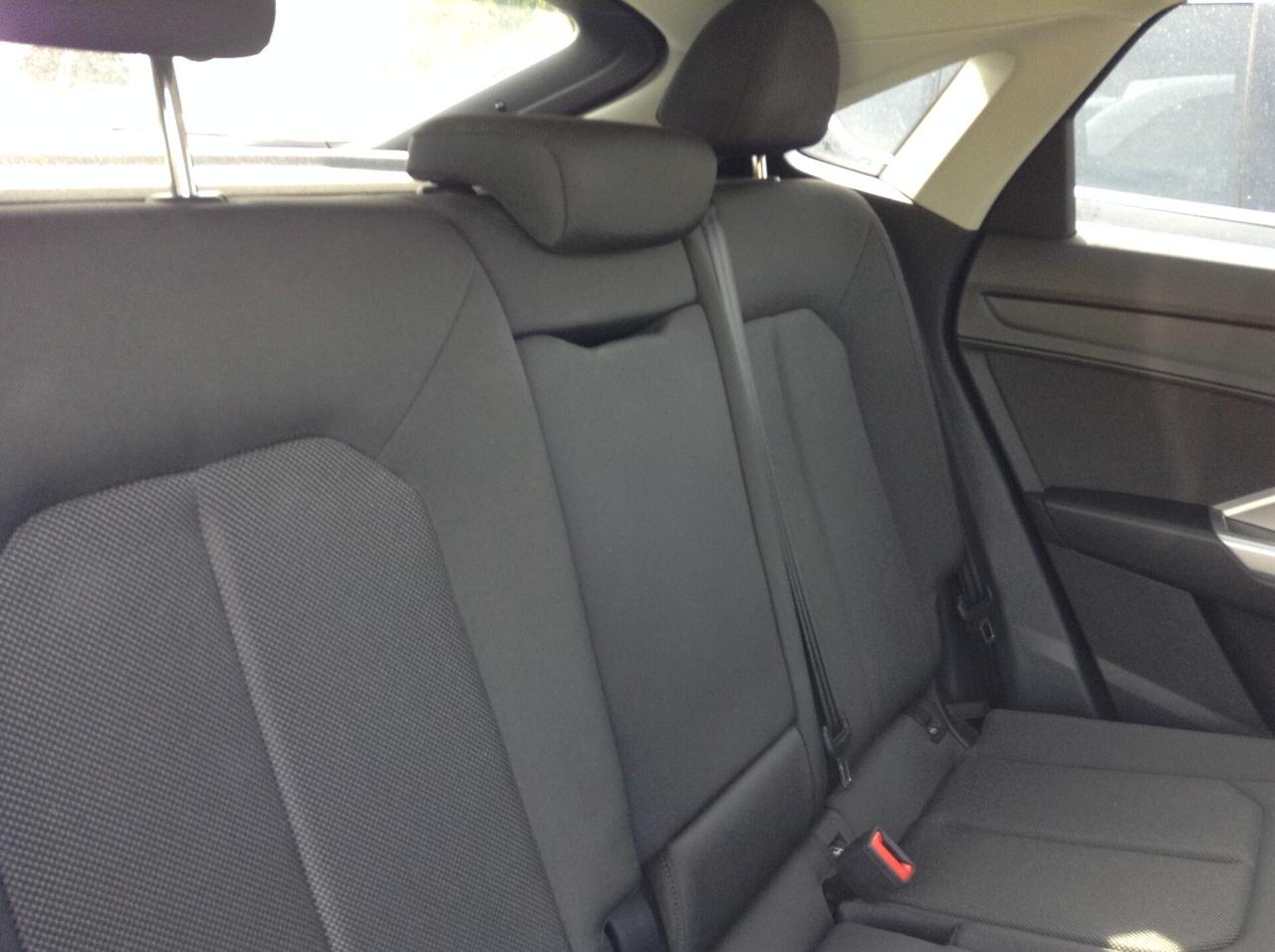 Audi Q3 35 TDI S tronic S - LINE, QUATTRO, FULL FULL. BELLISSIMA, PARI AL NUOVO!!! IVA COMPRESA