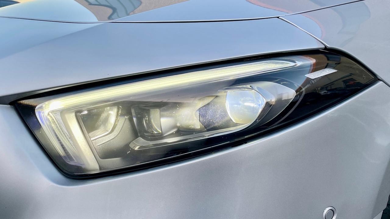 MERCEDES-BENZ CLASSE A250 2.0 PREMIUM 4-MATIC 224CV - ALCANTARA, SEDILI RISCALDABILI, PACCHETTO LUCI