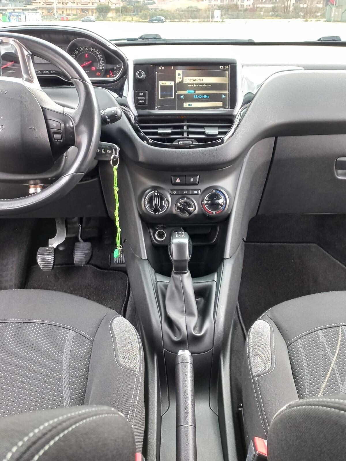 Peugeot 208 1.4 VTi GPL CASA MADRE
