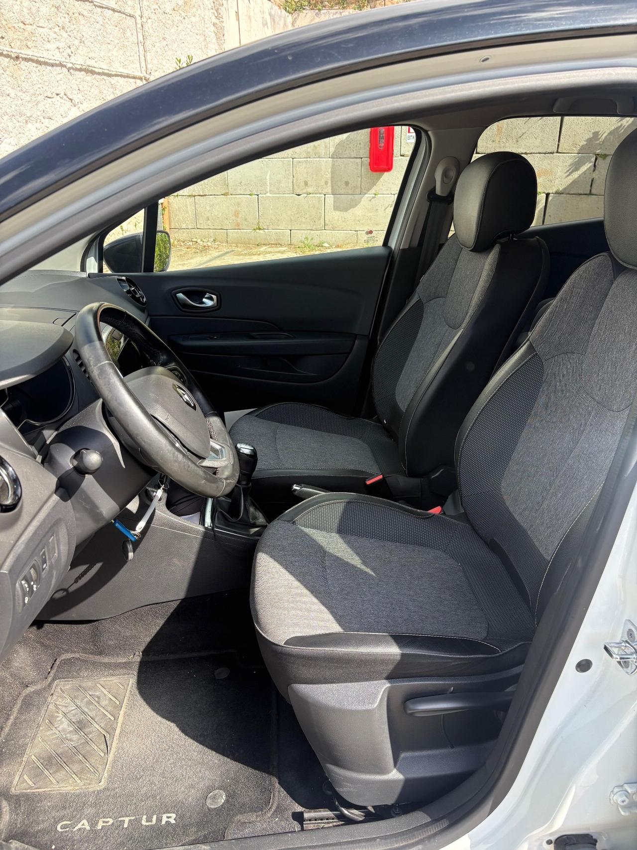 Renault Captur Blue dCi 95 CV Intens