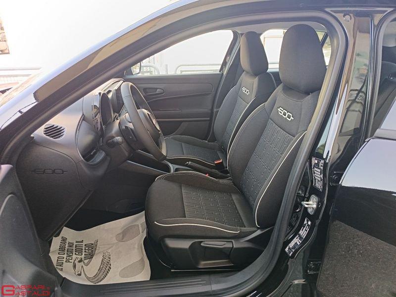 FIAT 600 1.2 Hybrid 110cv