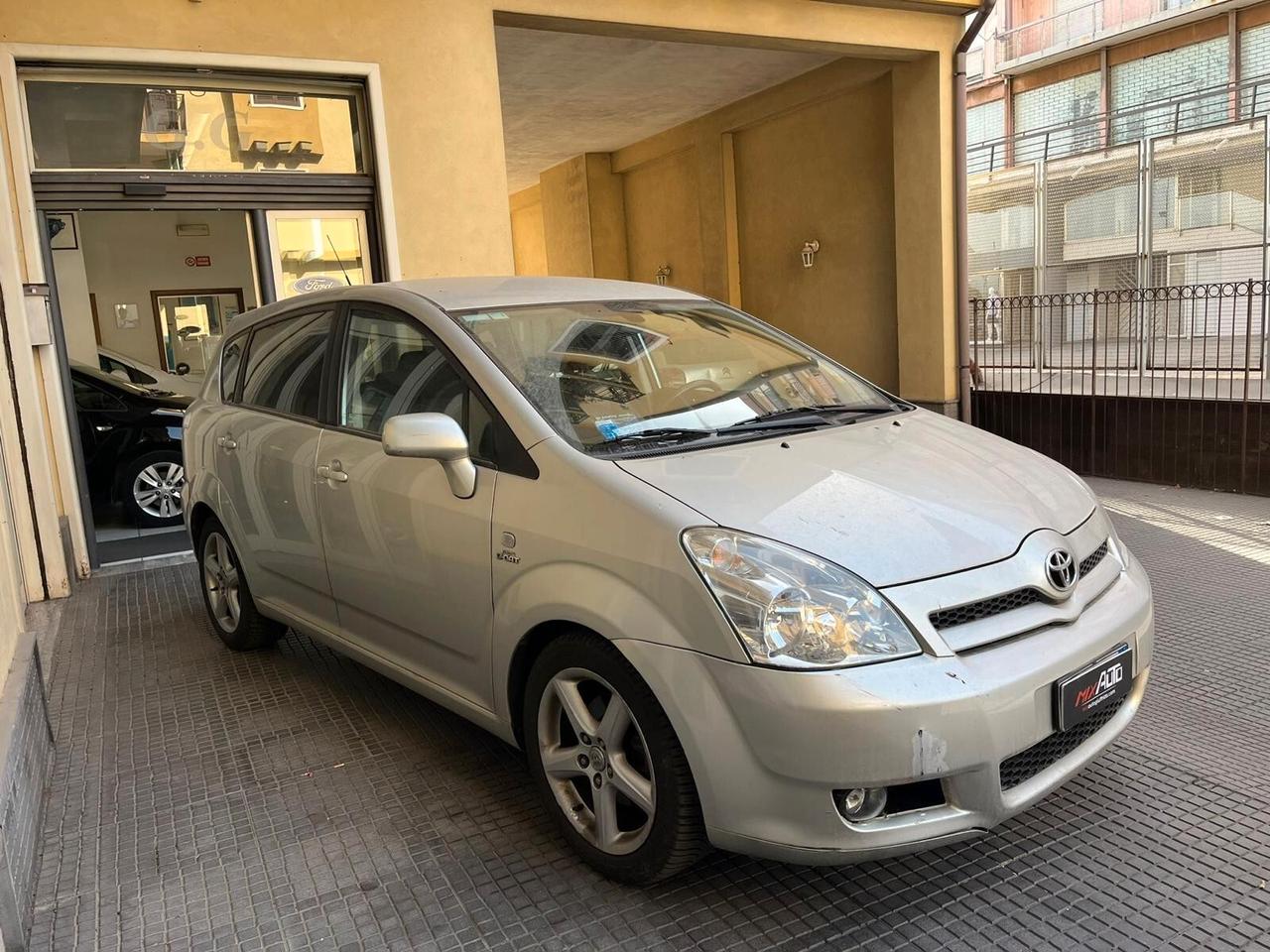 Toyota Corolla Verso 2.2 16V D-4D Sol 7 posti