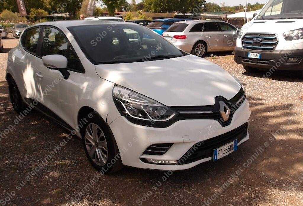 Renault Clio GPL DI SERIE OK NEOPATENTATI KM VERI GARANZIA