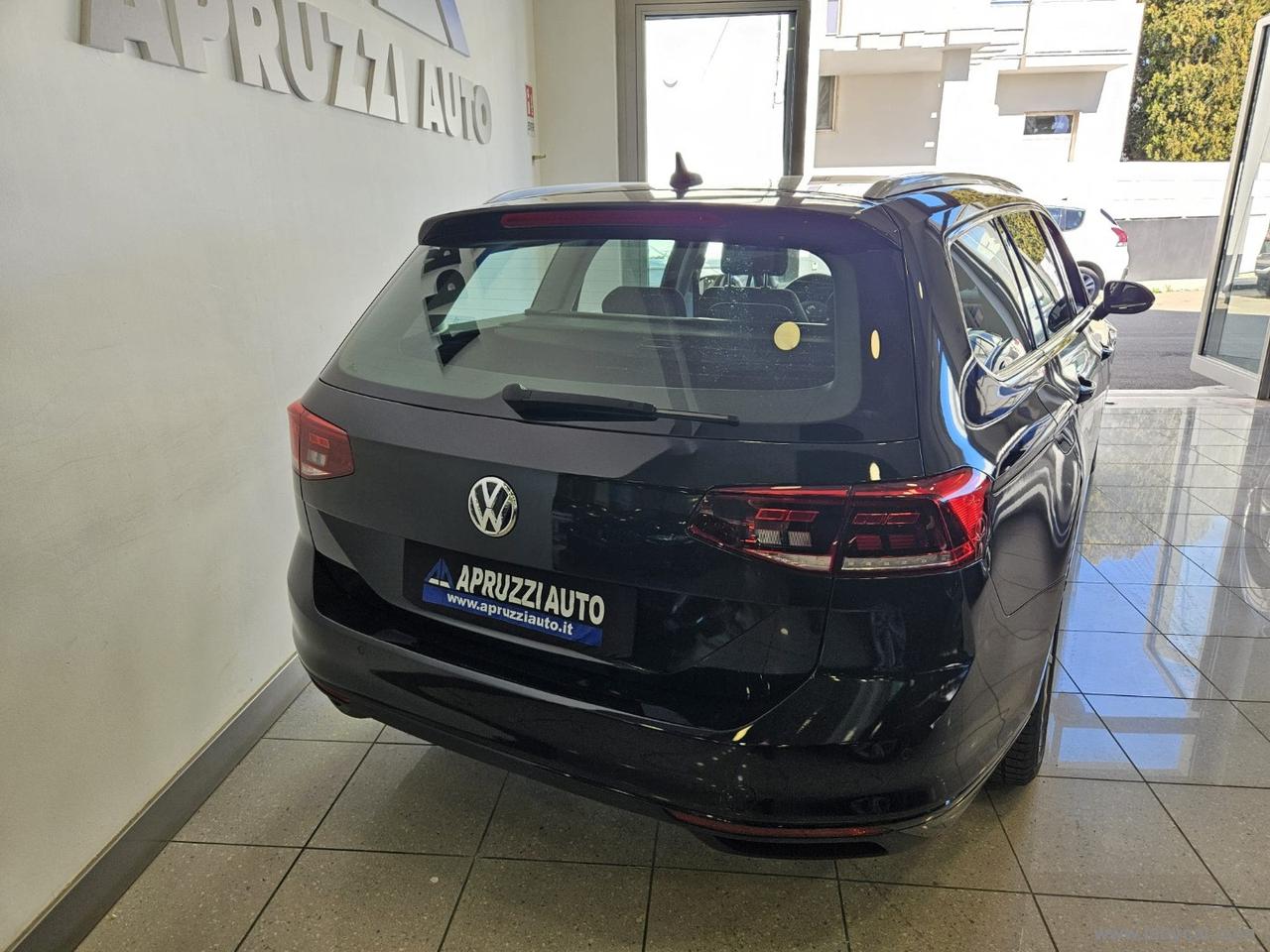 VOLKSWAGEN Passat Var. 1.6 TDI DSG Business BMT
