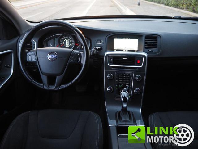 VOLVO V60 D2 Geartronic Kinetic