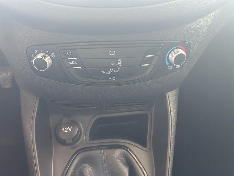 Ford Tourneo Courier 1.5 TDCi 75 cv Plus