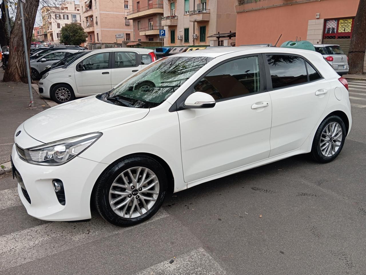 Kia Rio 1.0 T-GDi Cool offerta del mese