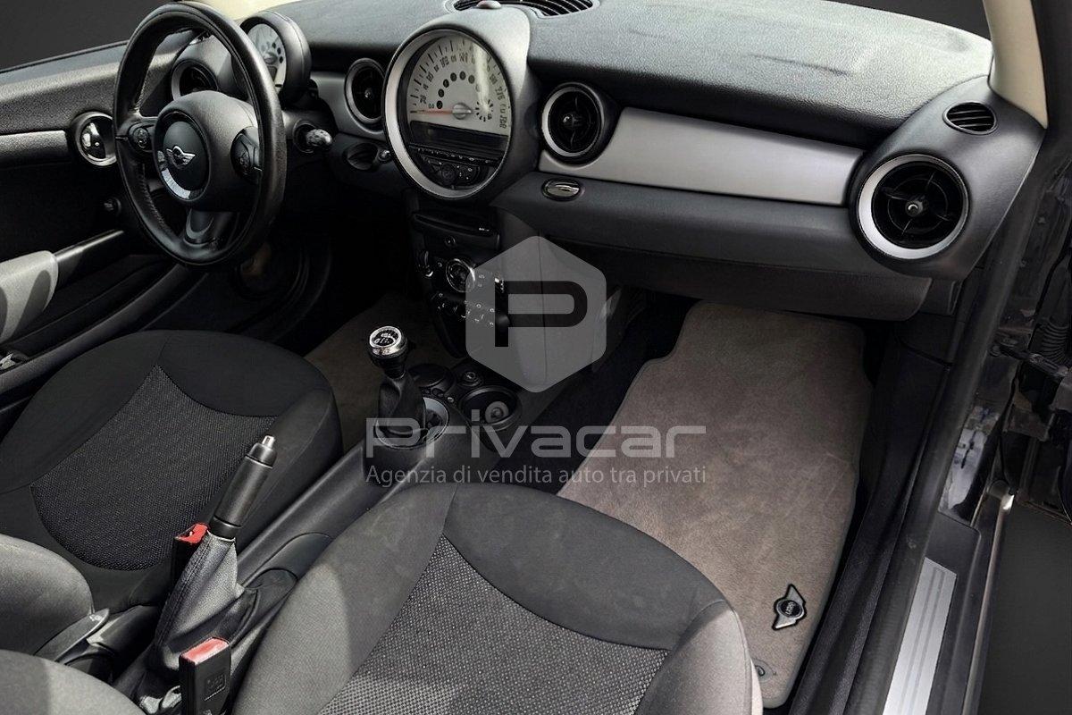 MINI Mini 1.6 16V One (55kW)