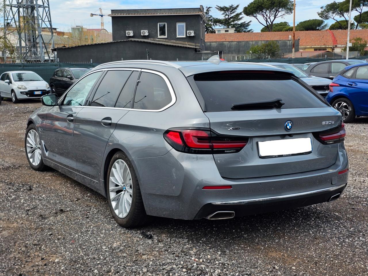SINISTRATO Bmw 530 530e xDrive Touring Luxury