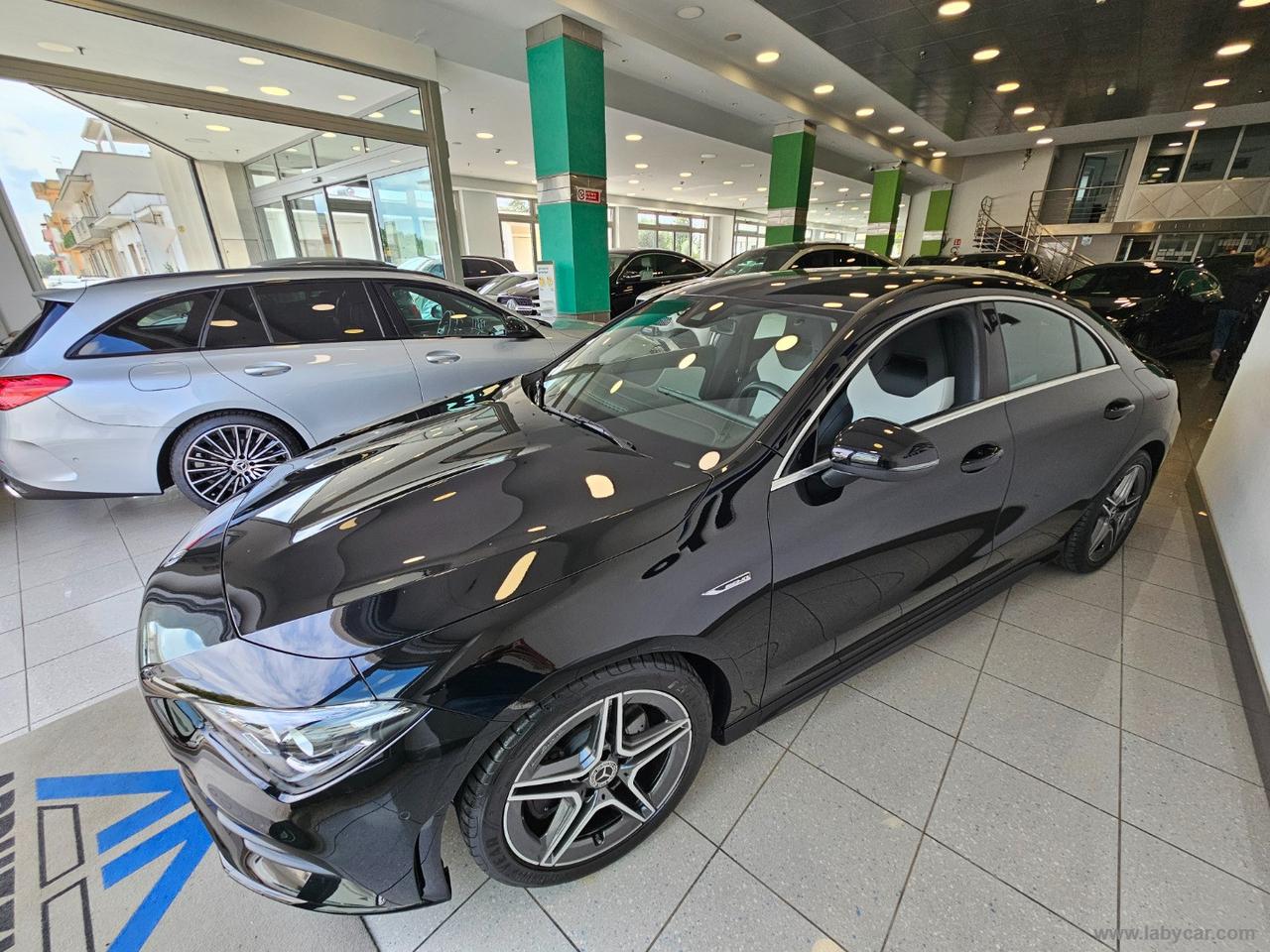 MERCEDES-BENZ CLA 200 d Automatic Premium
