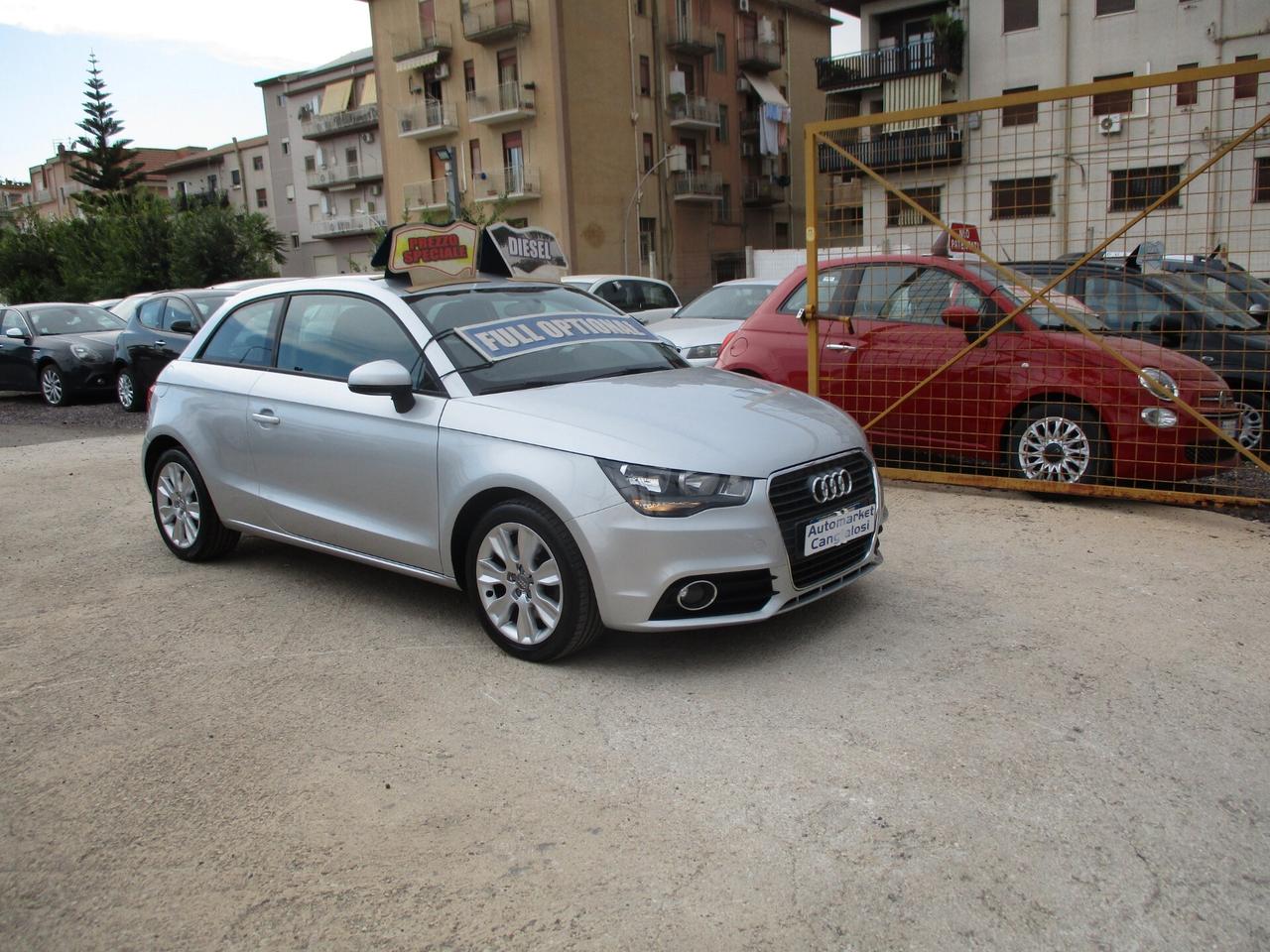 Audi A1 1.6 TDI 105 CV MOLTO BELLA 2012