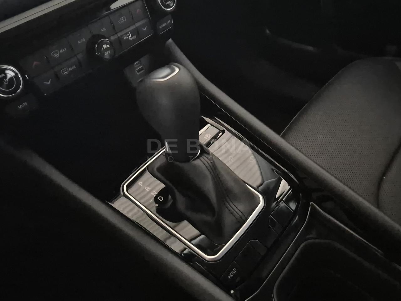 Jeep Compass 1.5 turbo t4 mhev summit 2wd 130cv dct