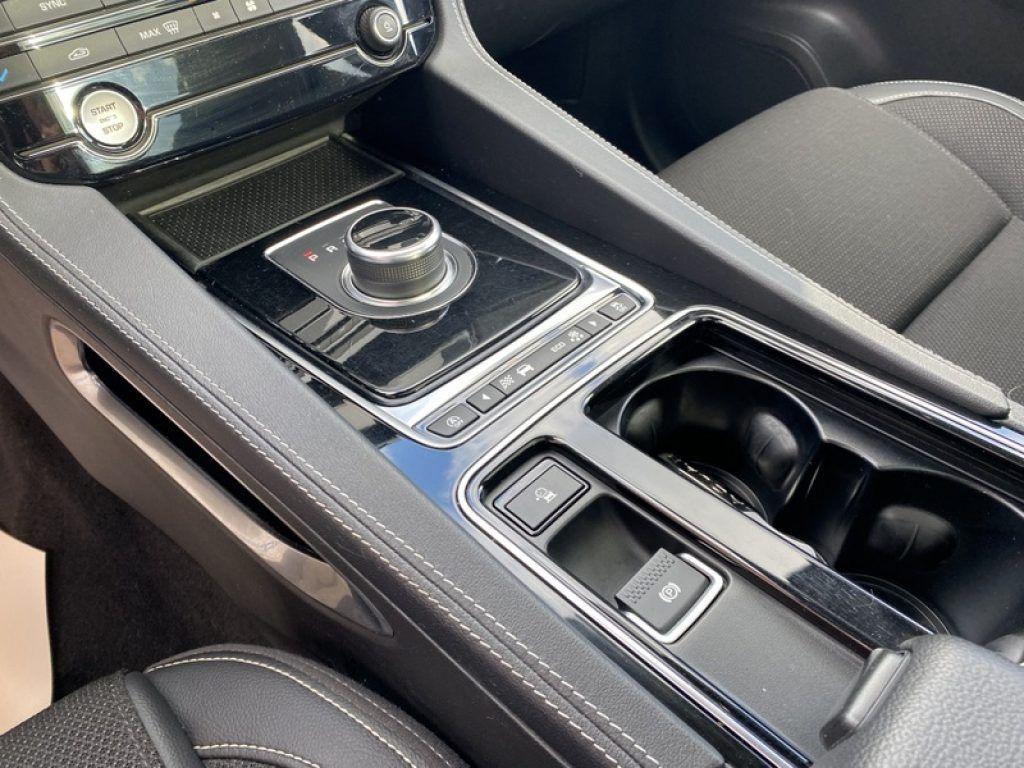 Jaguar F-Pace 2.0 D 240 CV AWD aut. R-Sport NAVI-CAM-LED-PANO-20