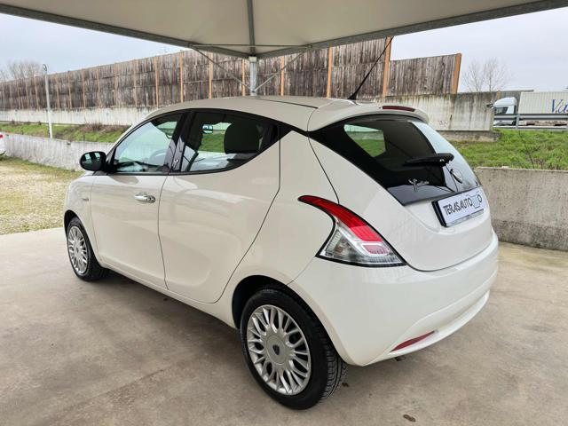 LANCIA Ypsilon 1.2 69 CV 5 porte EURO 6 OK NEOPATENTATI 1 PROP.