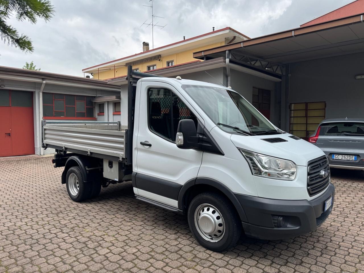 FORD TRANSIT RIBALTABILE