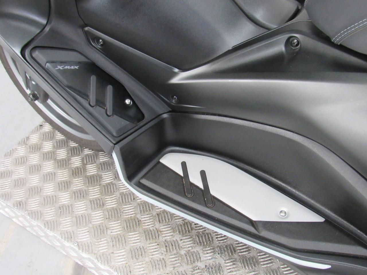 Yamaha X-Max 300 ABS TECH MAX CERAMIC GERY
