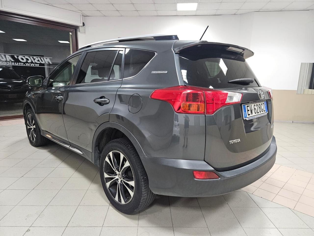 Toyota RAV 4 RAV4 2.0 D-4D 2WD