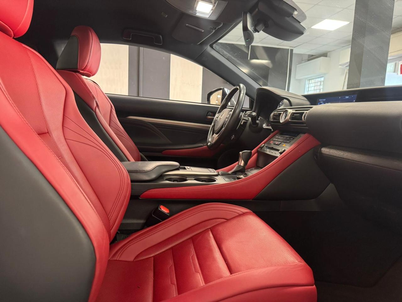 Lexus RC F Hybrid Sport