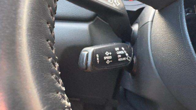 AUDI Q3 2.0 TDI 150 CV Business