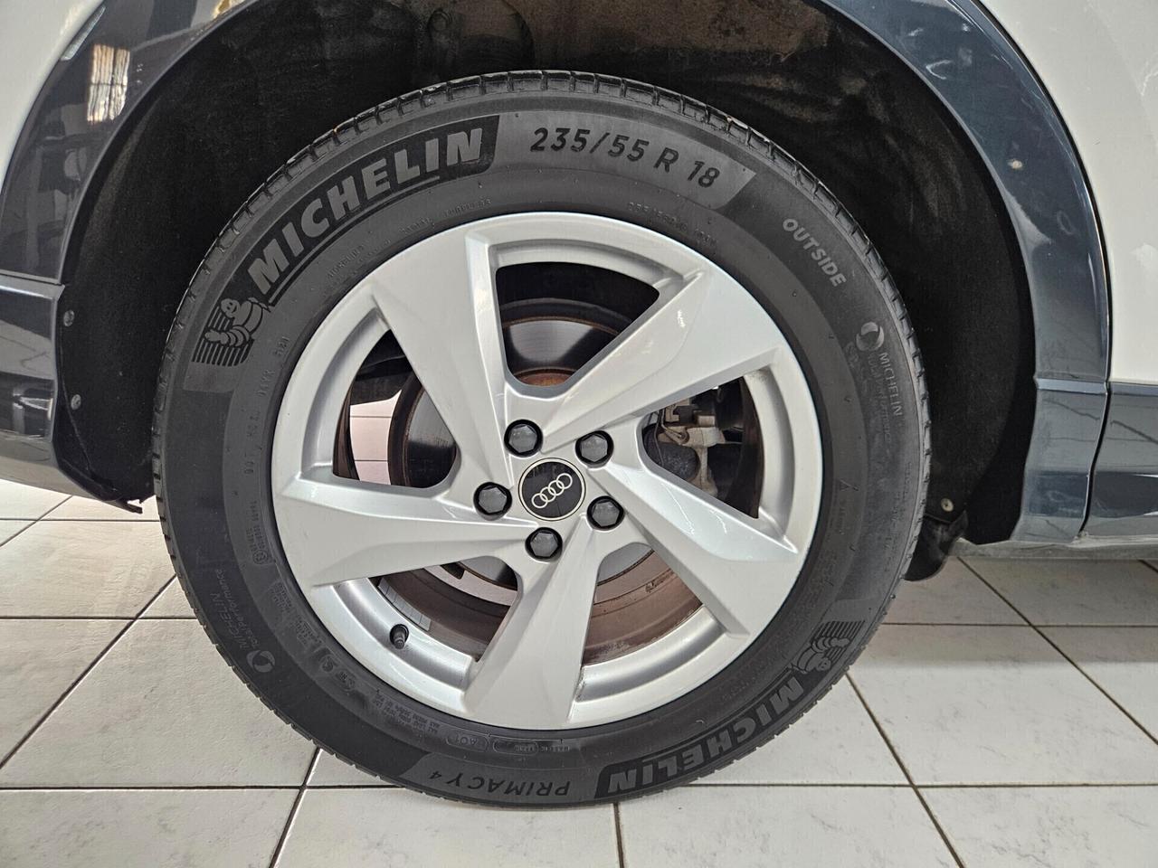 Audi Q3 35 2.0 tdi Business quattro s-tronic