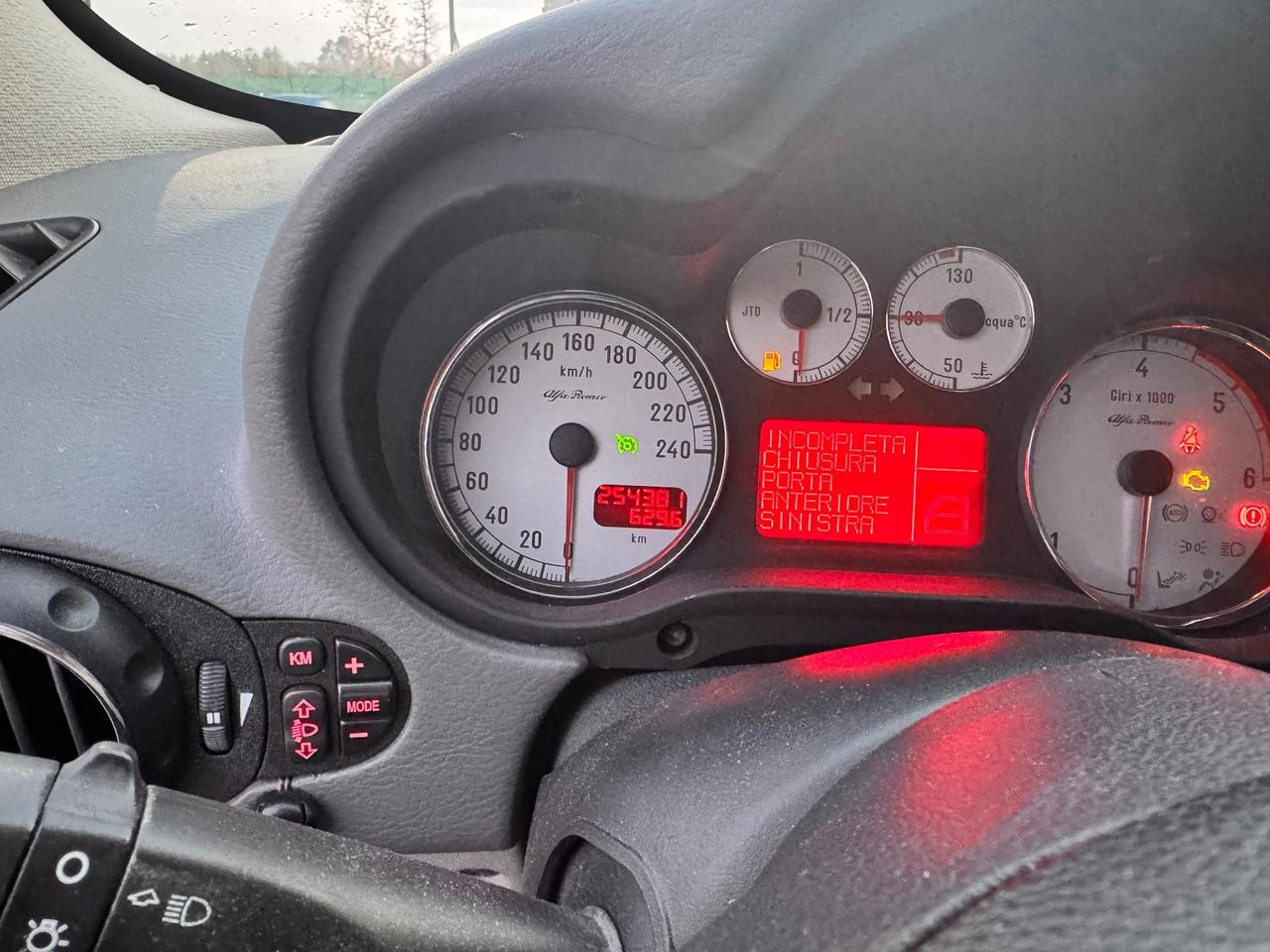 Alfa Romeo 147 1.9 JTD (120) 5 porte Exclusive