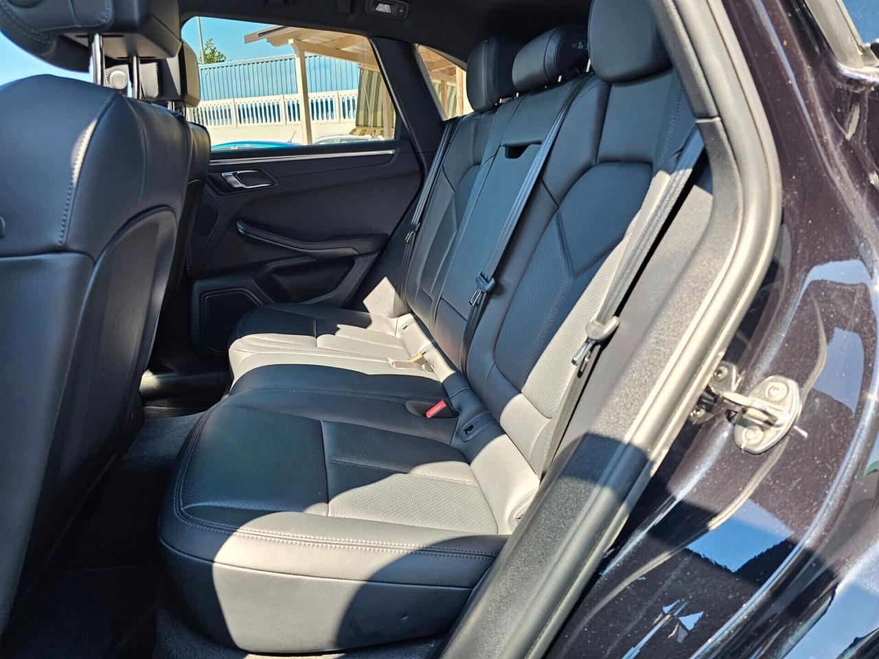 Porsche Macan 2.0 265cv Sospensioni Regolabili Tetto Apribile