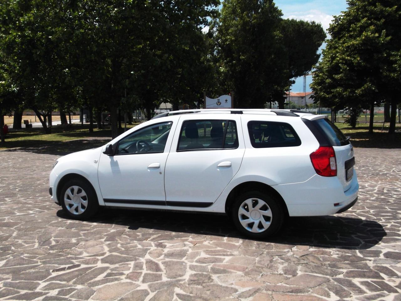 Dacia Logan 1.2 GPL Neopatentati Unipro' 2015