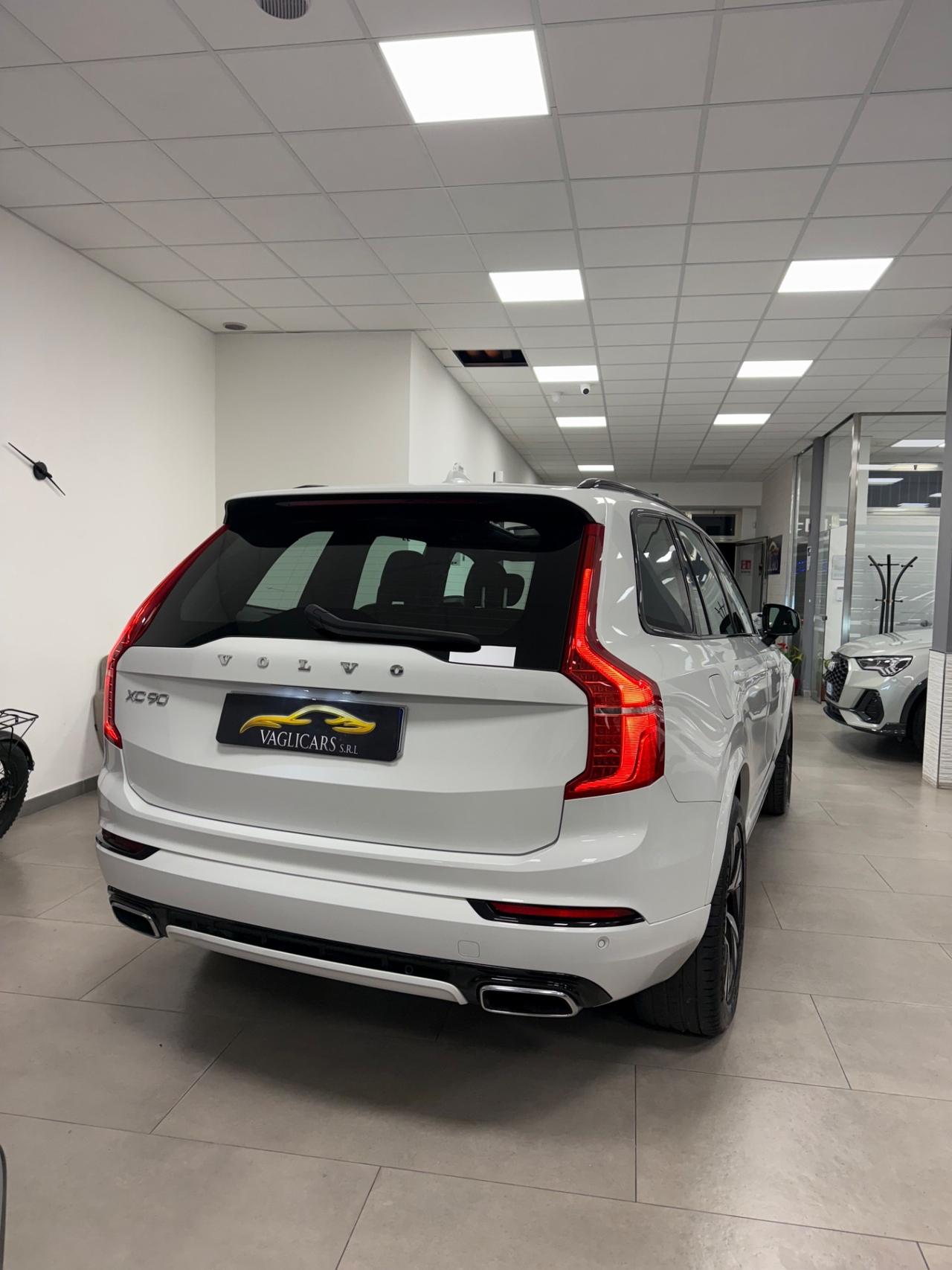 Volvo XC 90 XC90 B5 (d) AWD automatico Plus Dark