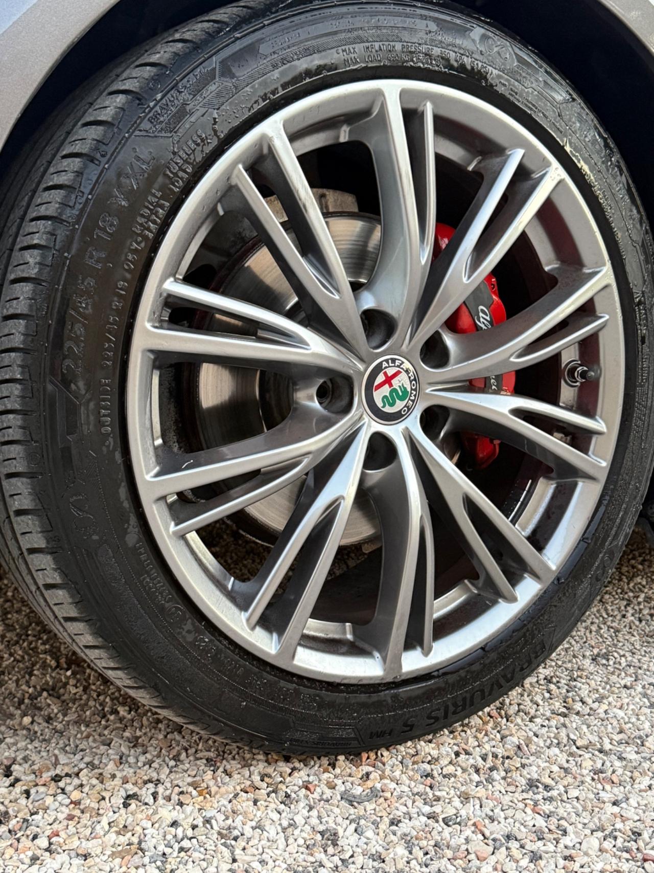 Alfa Romeo Giulia 2.2 Turbodiesel 150 CV Super