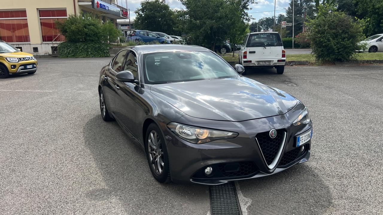 Alfa Romeo Giulia 2.2 Turbodiesel 150 CV Super
