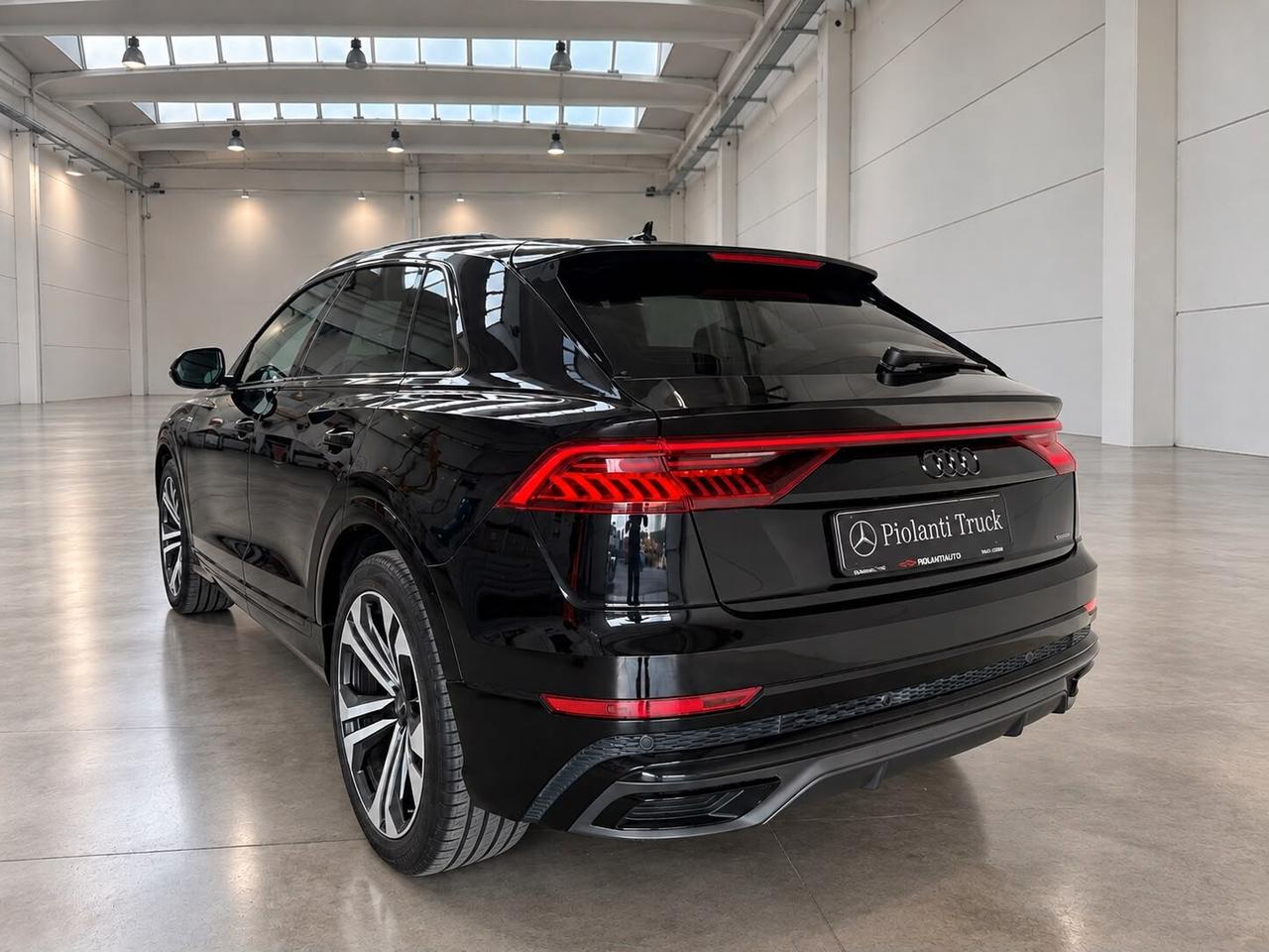 Audi Q8 50 TDI 286 CV quattro tiptronic Sport