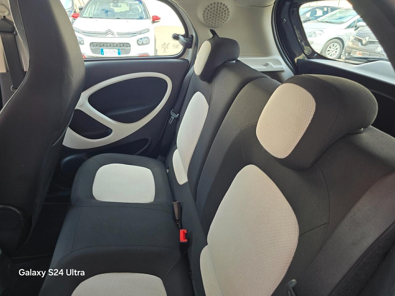 Smart ForFour 70 1.0 Passion