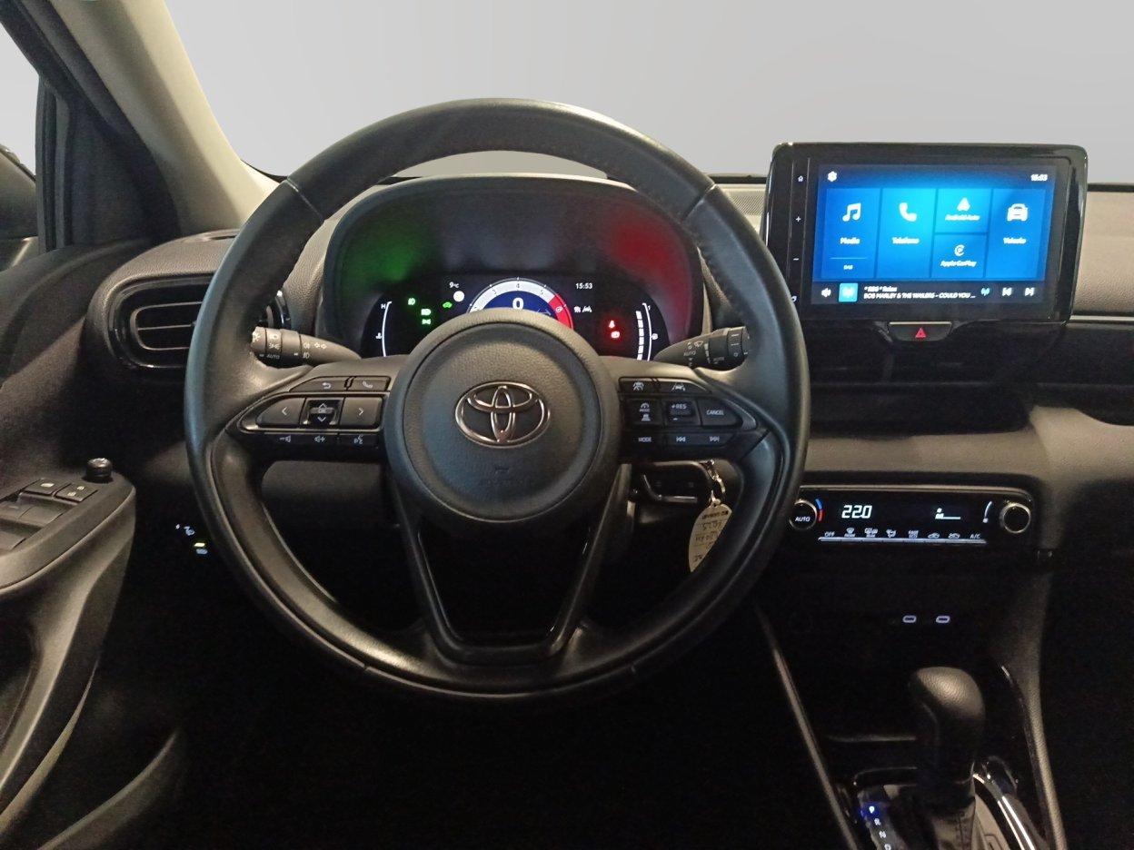 TOYOTA Yaris 4ª serie - Yaris 1.5 Hybrid 5 porte Trend