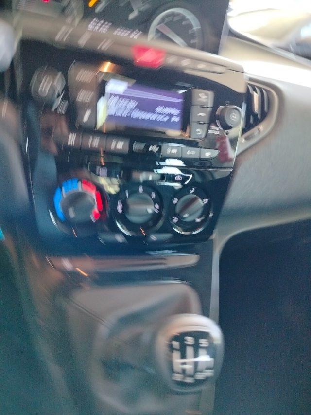 LANCIA Ypsilon 1.0 Hybrid Silver