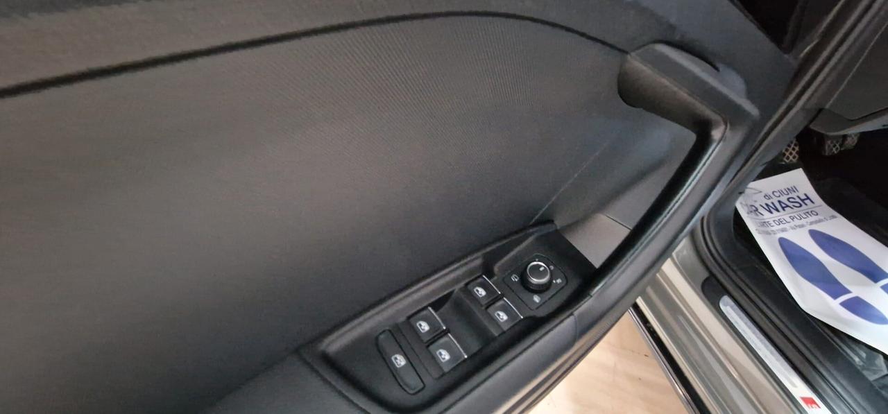 Audi A1 SPB 25 TFSI S line edition 116 CV BICLORE