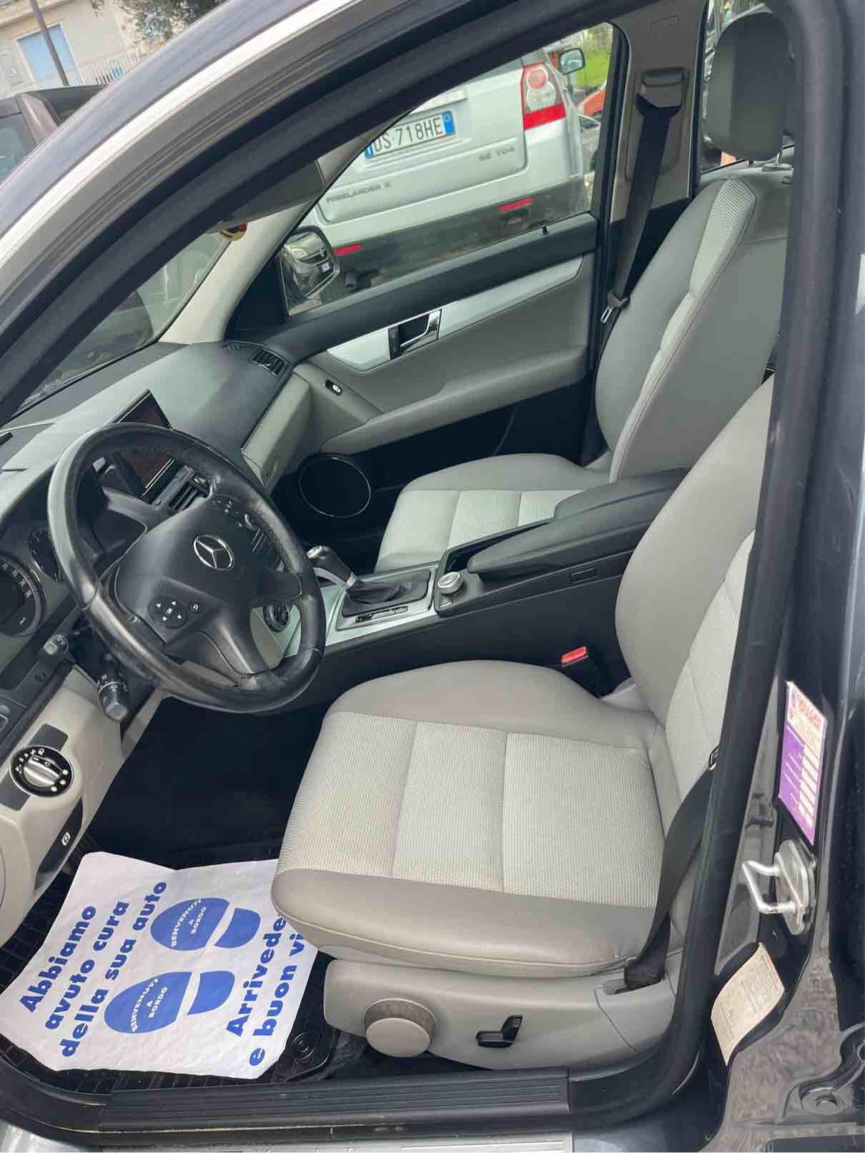 MERCEDES BENZ - C 220 - AUTOMATICA - AVANGARDE