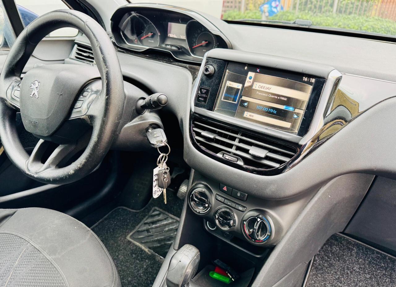 Peugeot 208 1.2 5porte Allure Ok Neopatentati