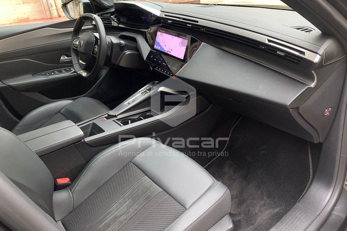PEUGEOT 408 Hybrid 225 e-EAT8 GT